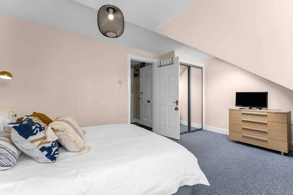 Stylish 1 Bedroom Apartment Εδιμβούργο